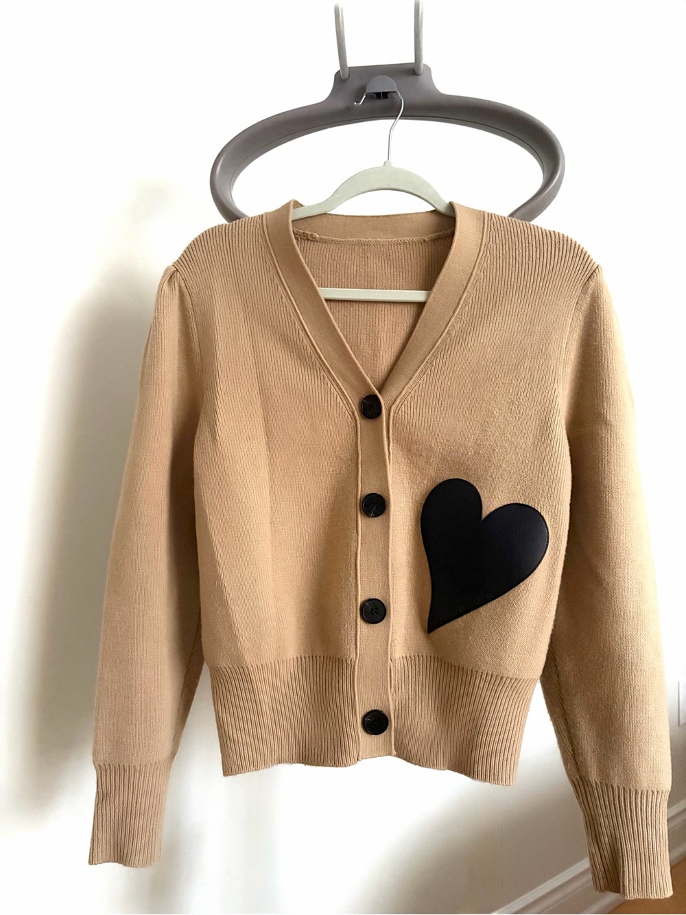 S/M Wool Cashmere Cardigan Tan Heart-Accent V-Neck Sweater